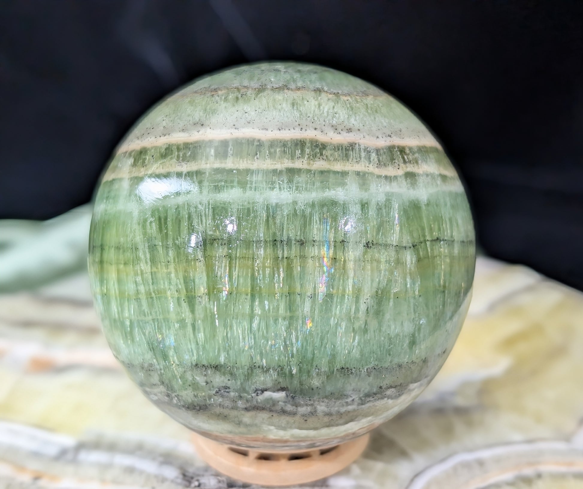 High Quality Kiwi Calcite Sphere