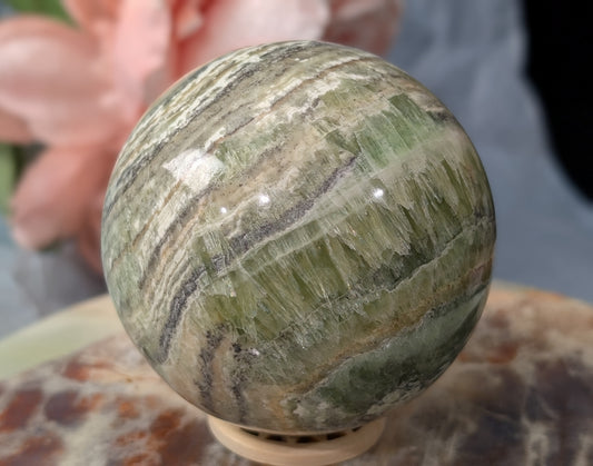 High Quality Kiwi Calcite Sphere