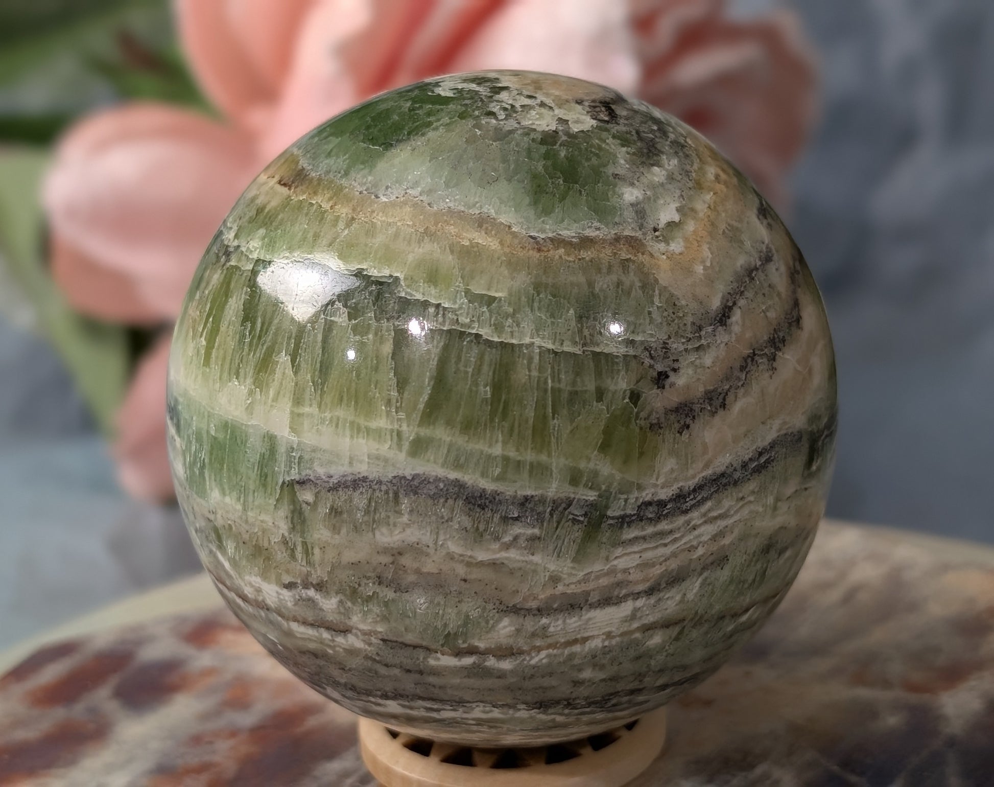 High Quality Kiwi Calcite Sphere