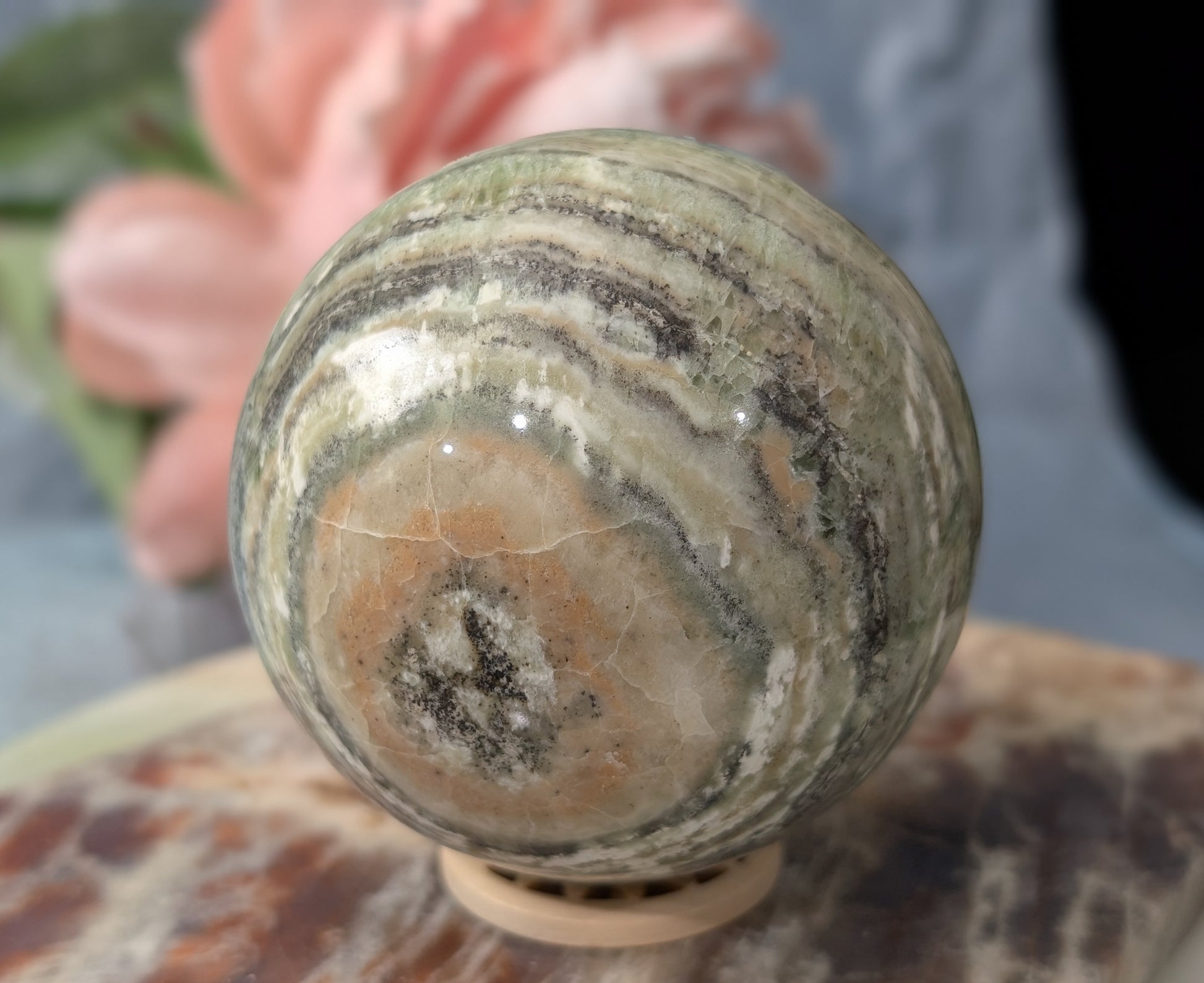 High Quality Kiwi Calcite Sphere