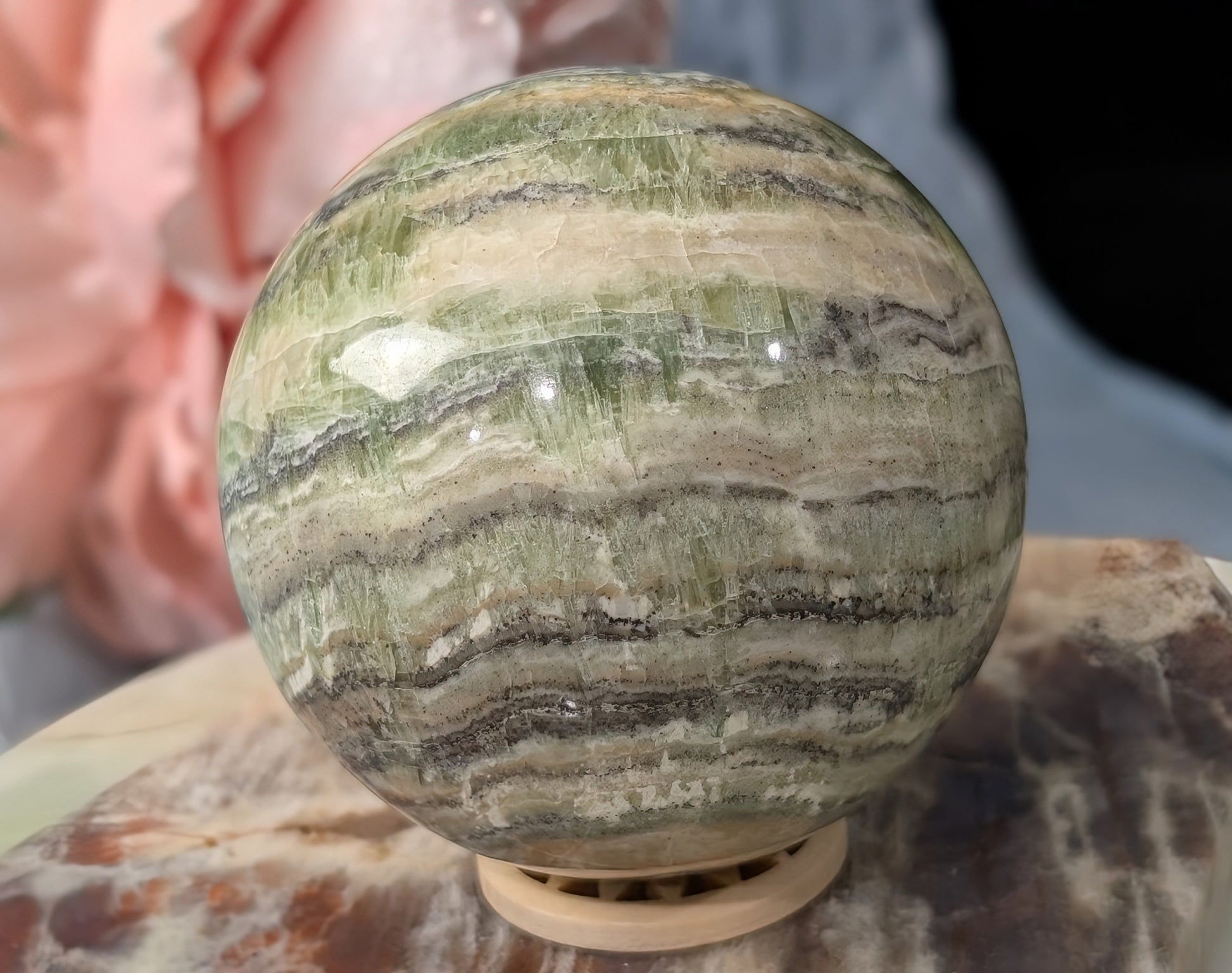 High Quality Kiwi Calcite Sphere
