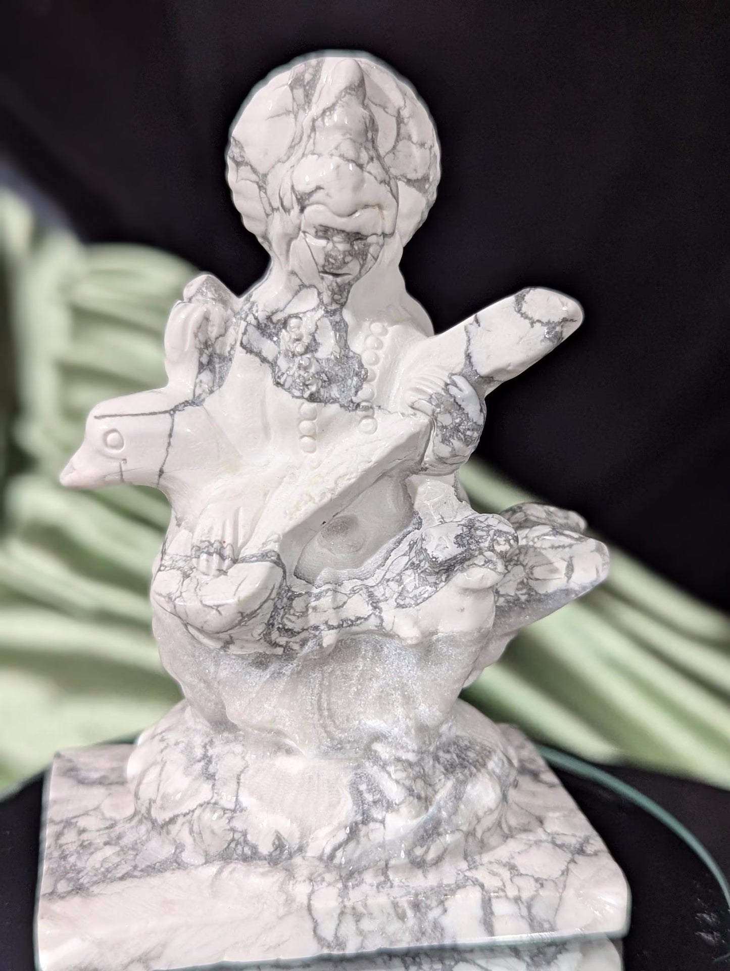 Howlite Saraswati Figurine