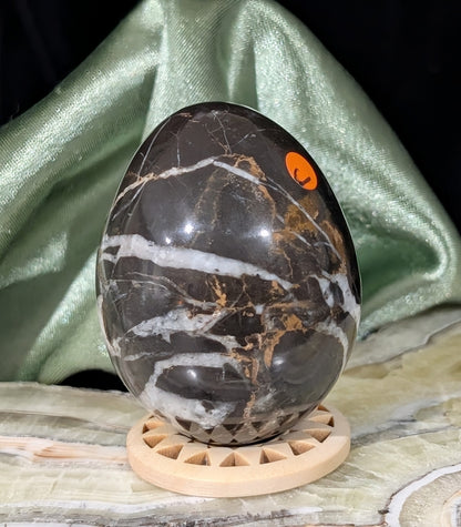 Hunter Jasper Egg