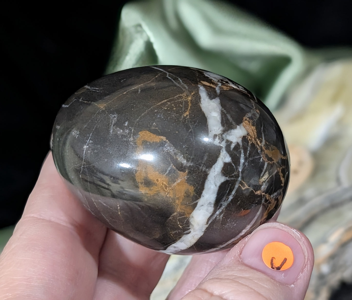 Hunter Jasper Egg