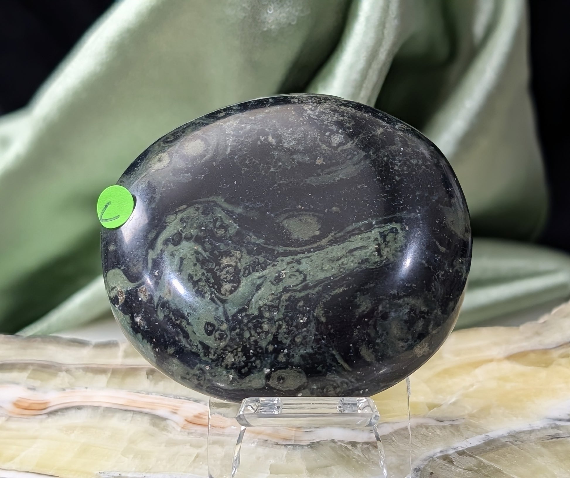 Kambaba Jasper Palm Stone