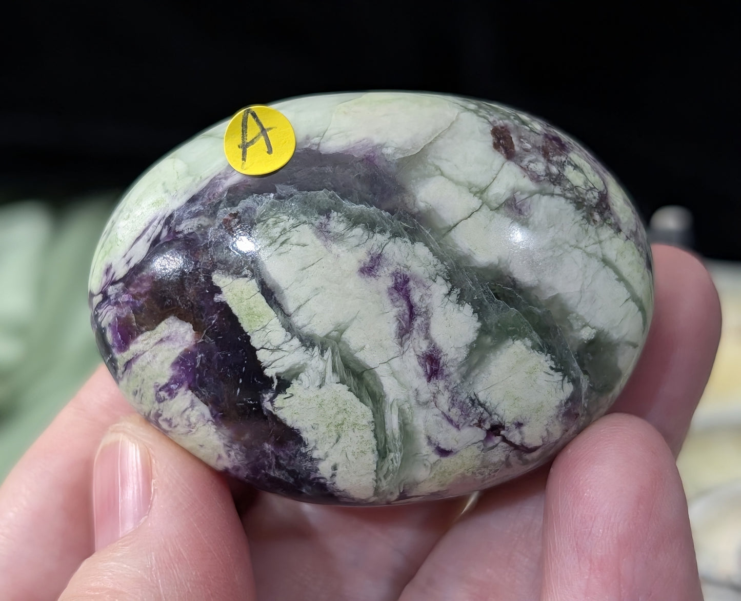 Kammererite Palm Stone