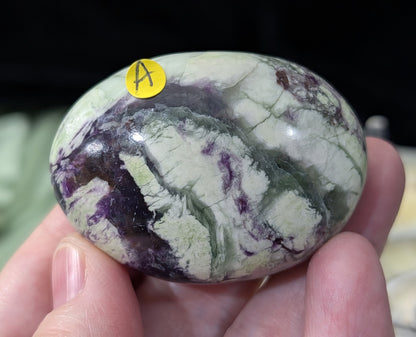 Kammererite Palm Stone