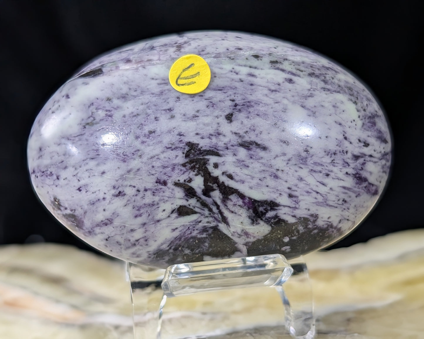 Kammererite Palm Stone