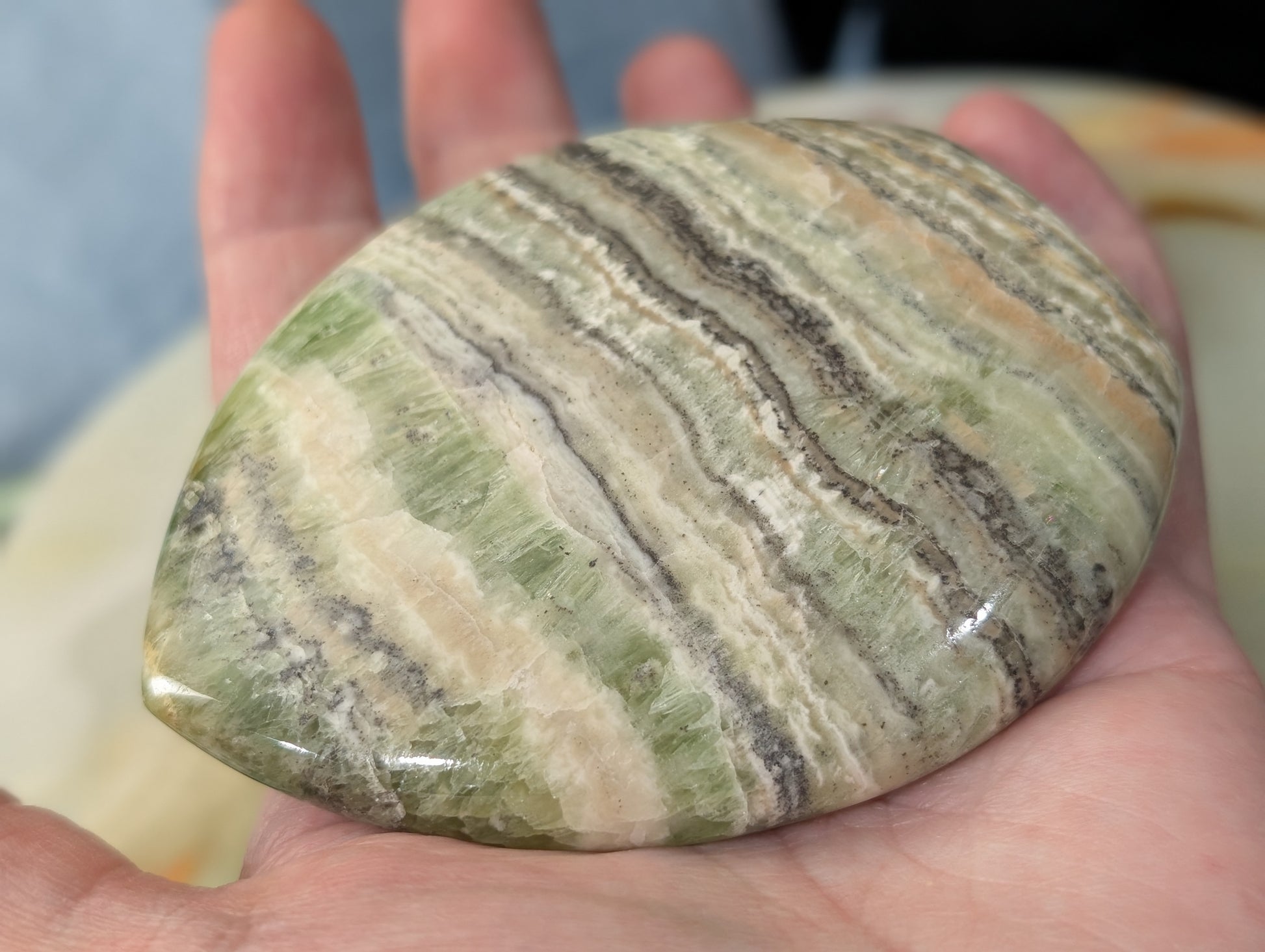 Kiwi Calcite Freeform