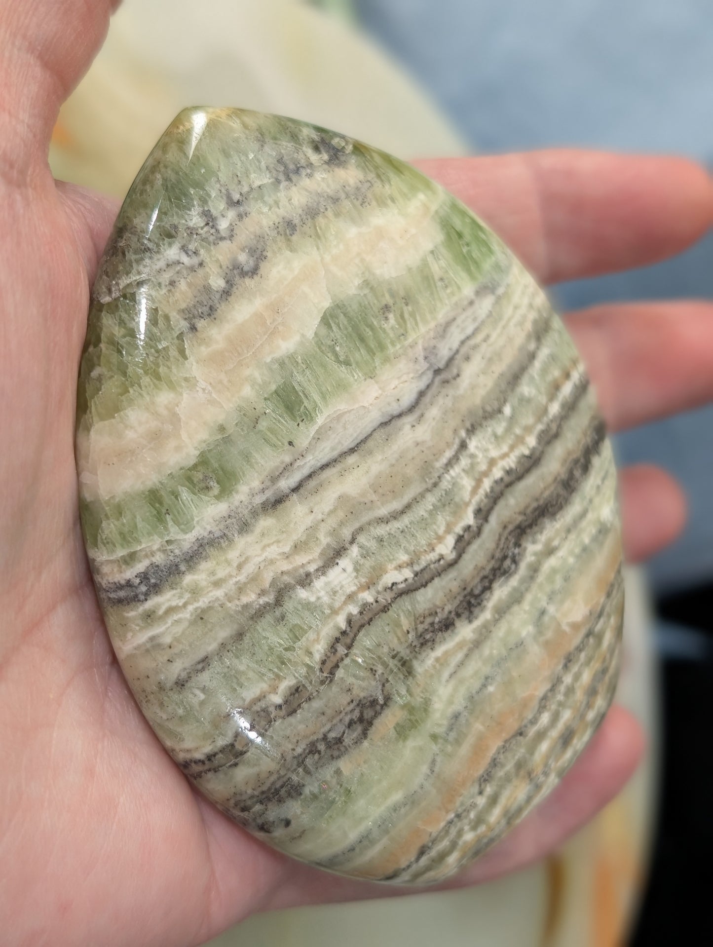 Kiwi Calcite Freeform