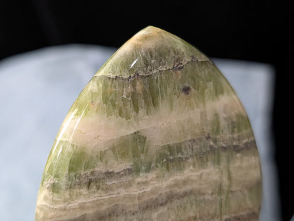 Kiwi Calcite Freeform