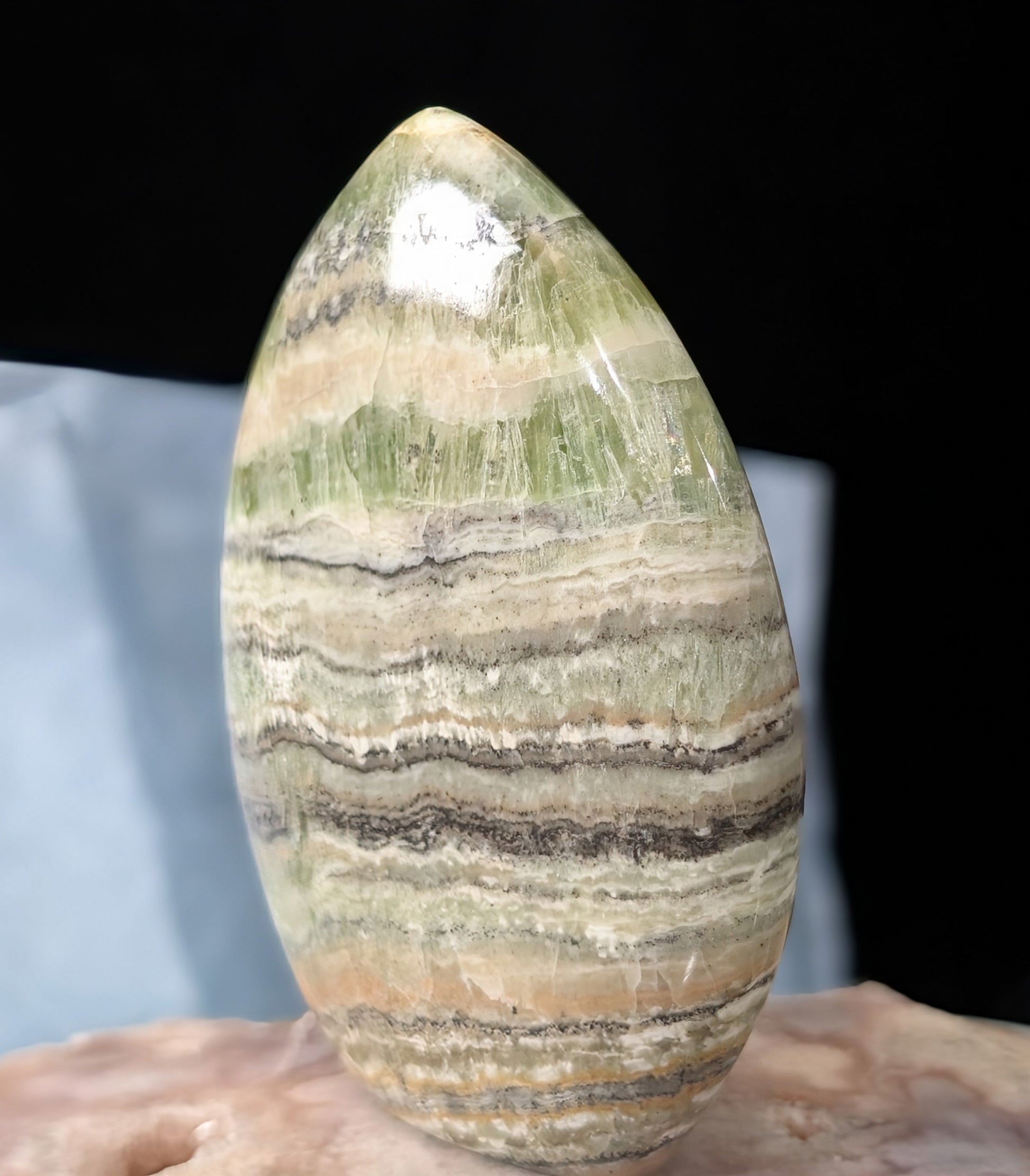 Kiwi Calcite Freeform