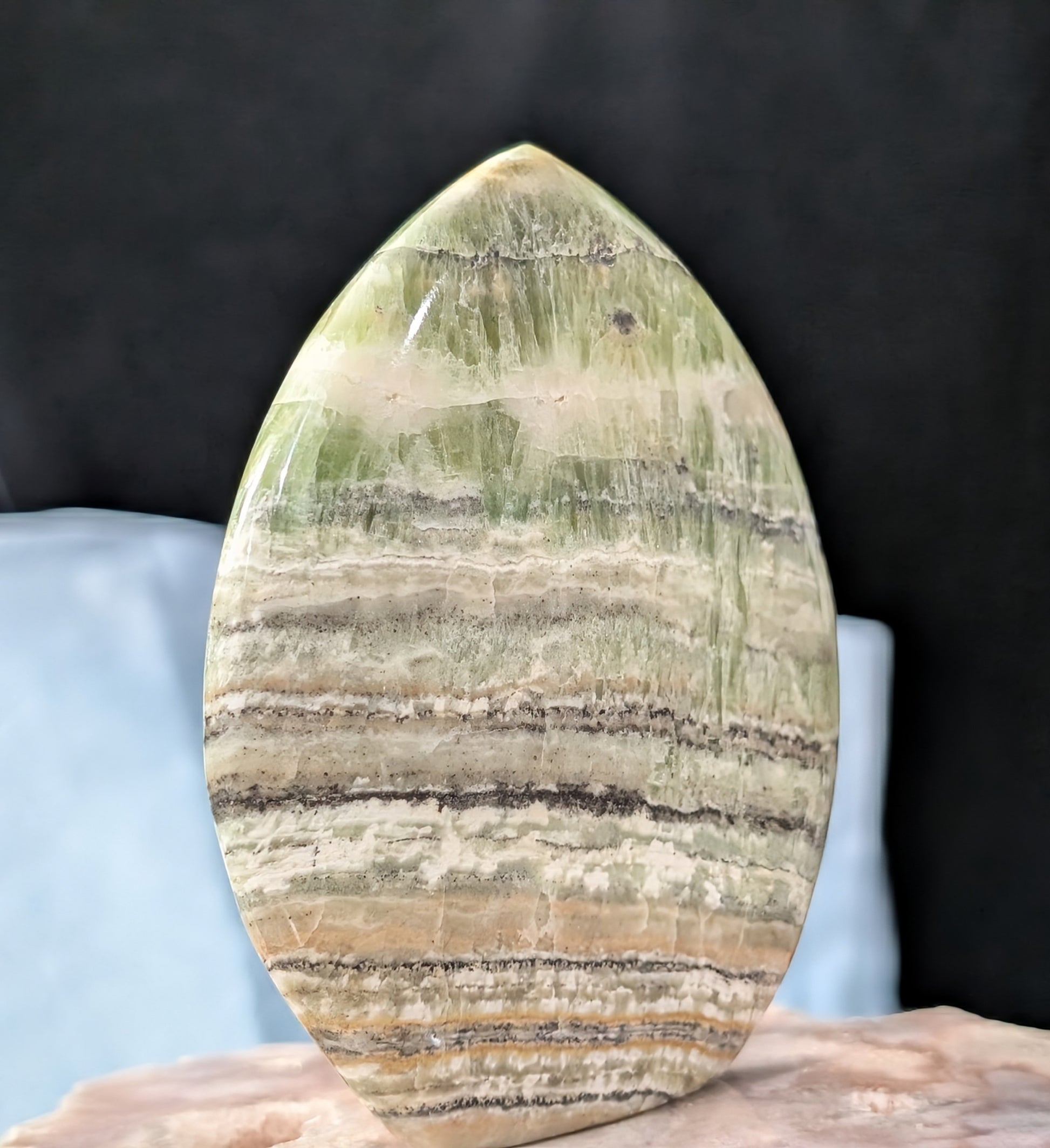Kiwi Calcite Freeform