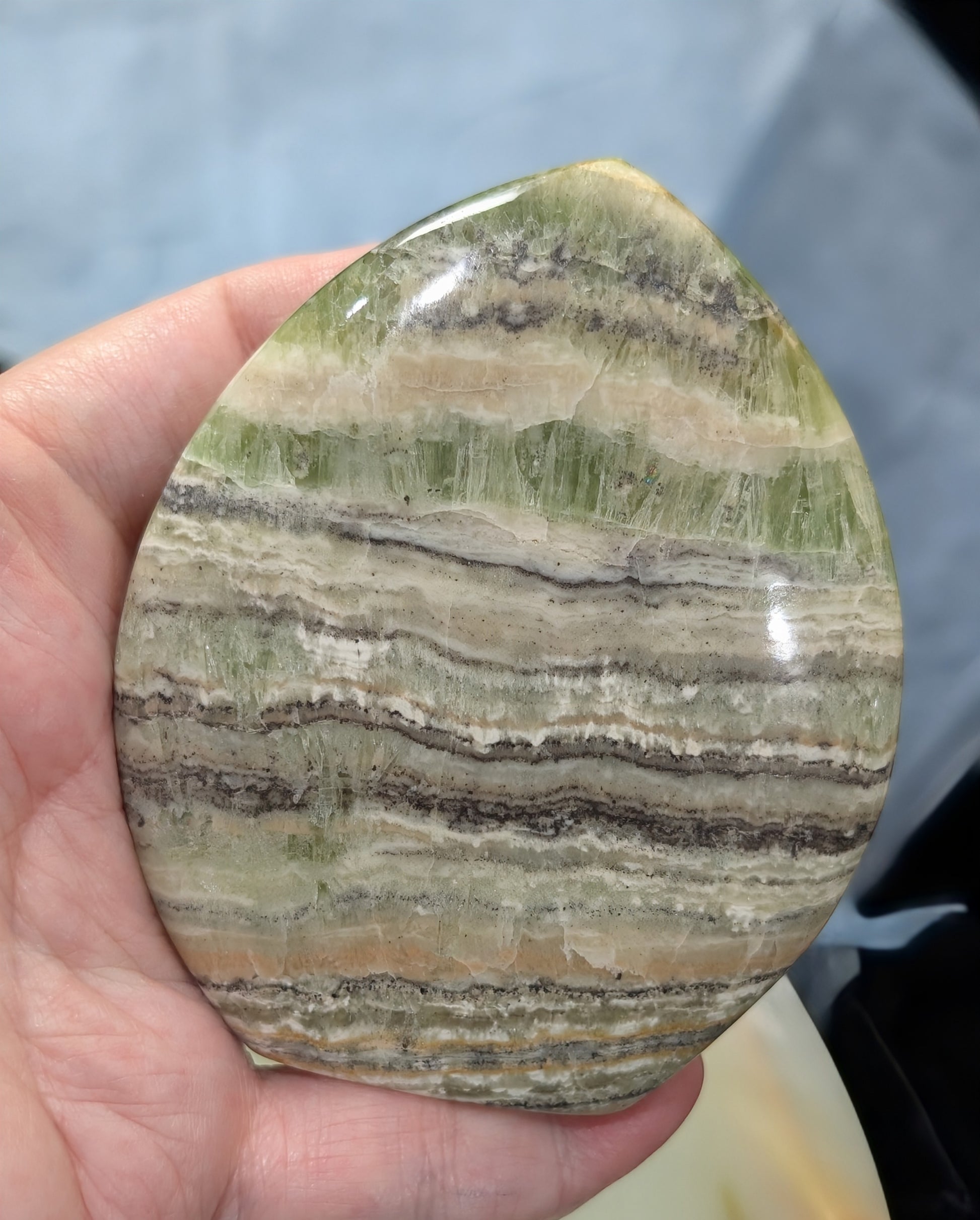 Kiwi Calcite Freeform