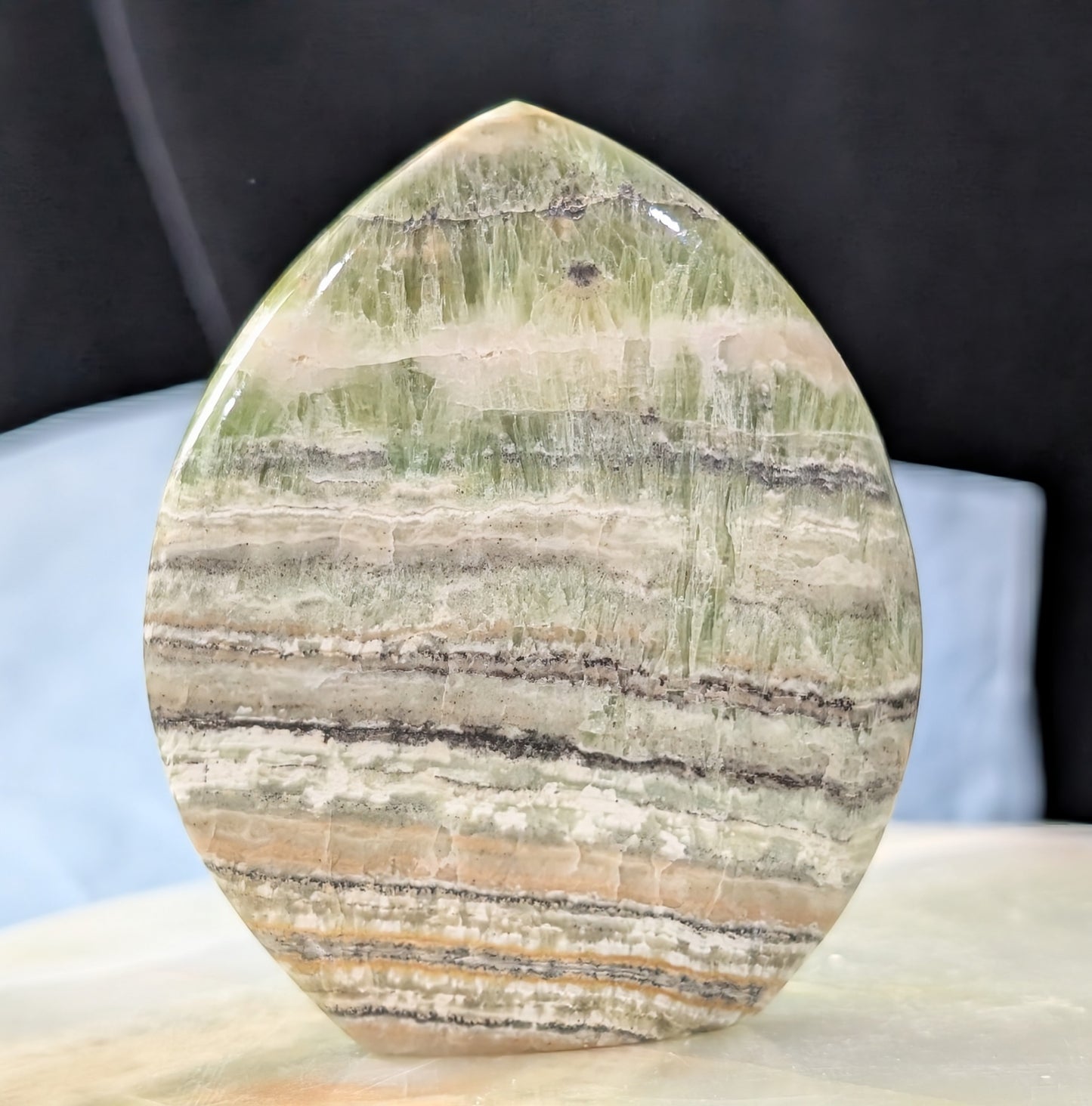 Kiwi Calcite Freeform