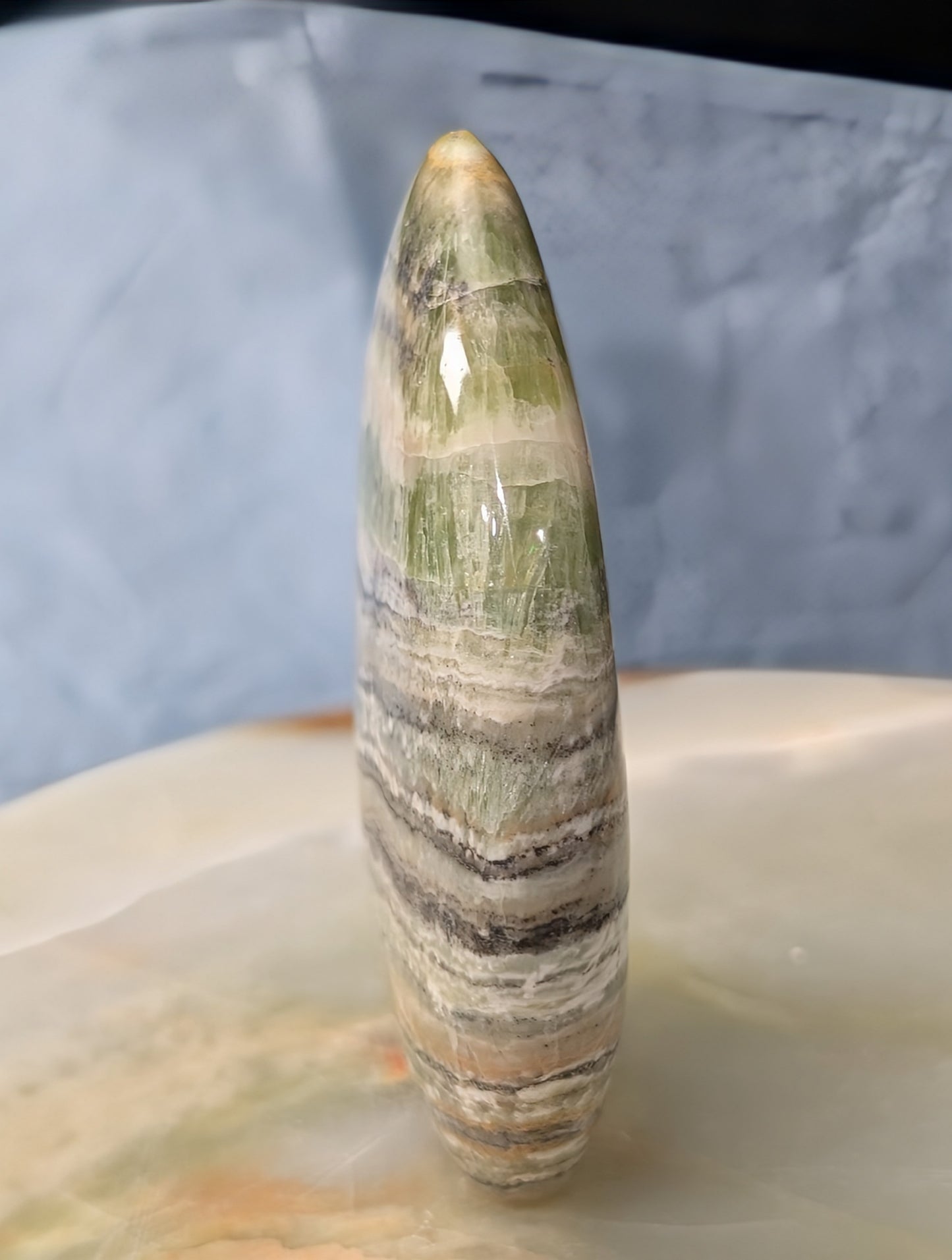 Kiwi Calcite Freeform