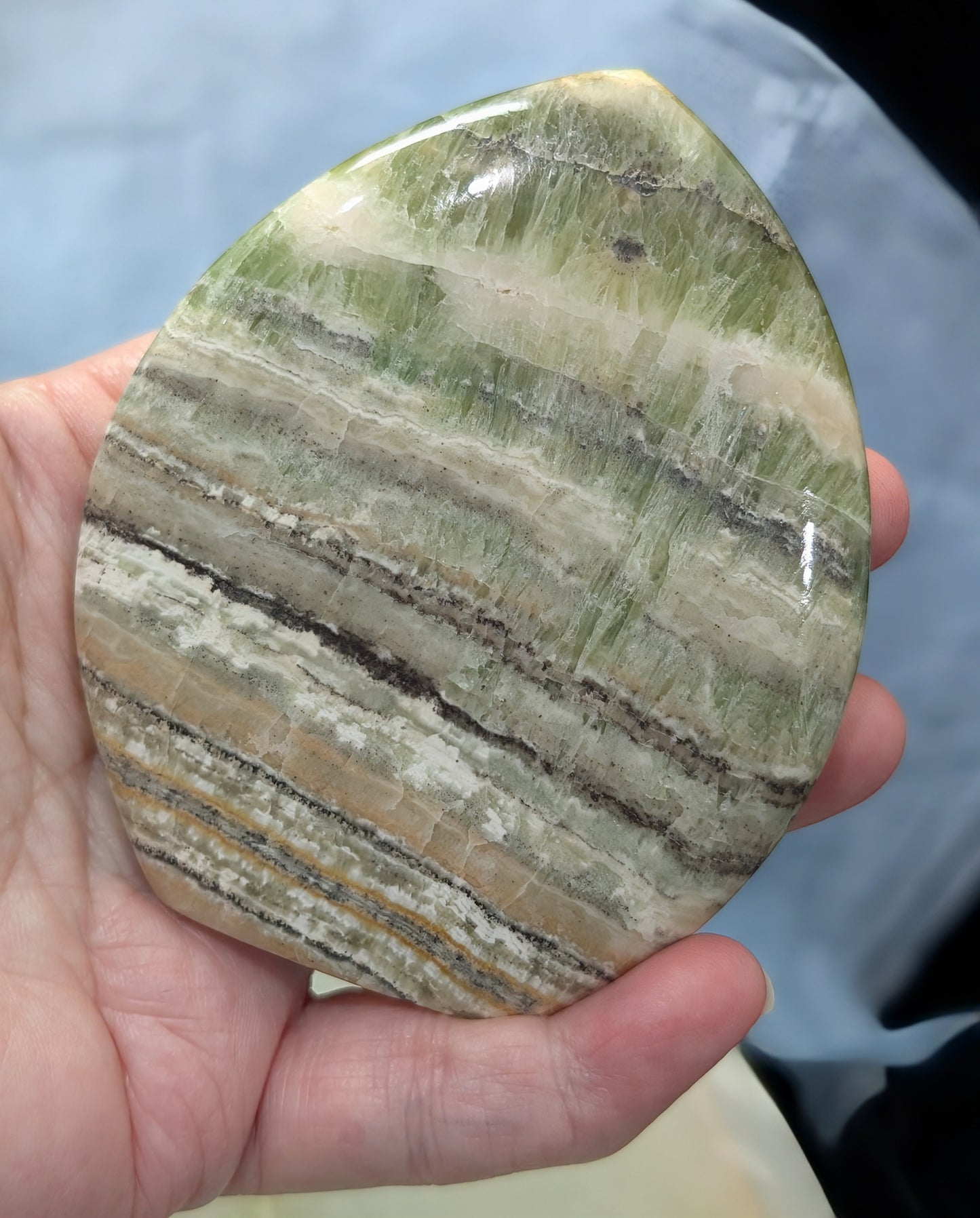Kiwi Calcite Freeform