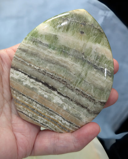 Kiwi Calcite Freeform