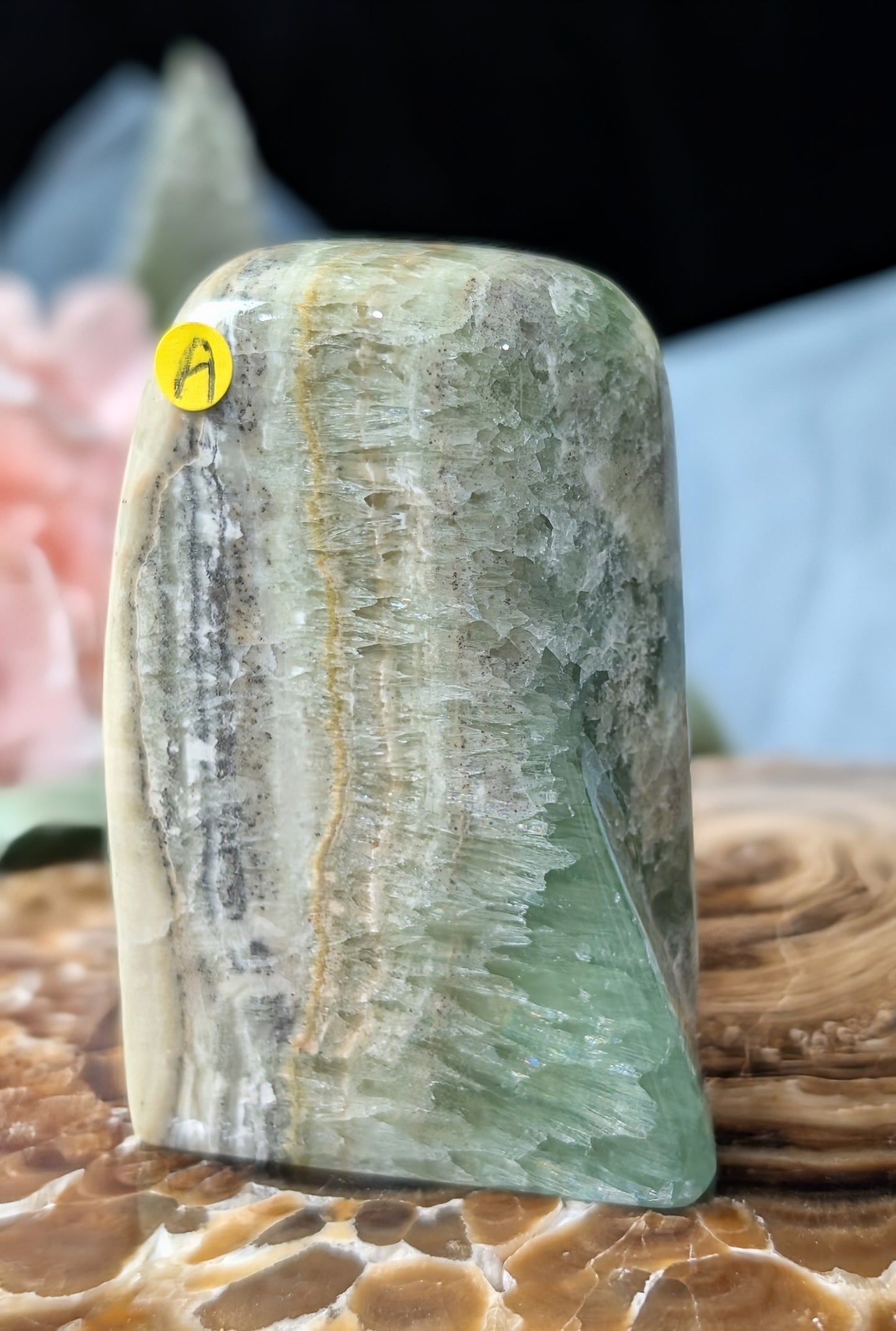 Kiwi Calcite Freeform