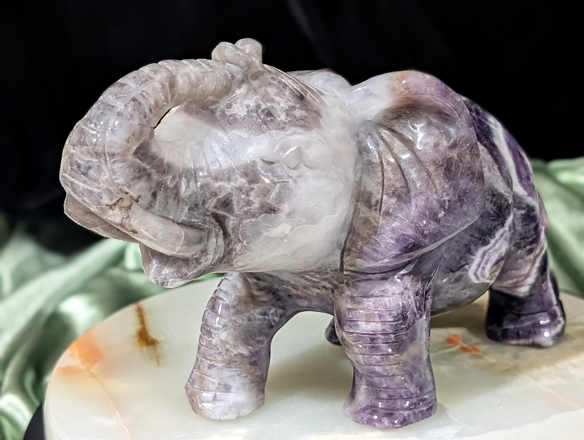 Large Dream Amethyst Elephant Figurine