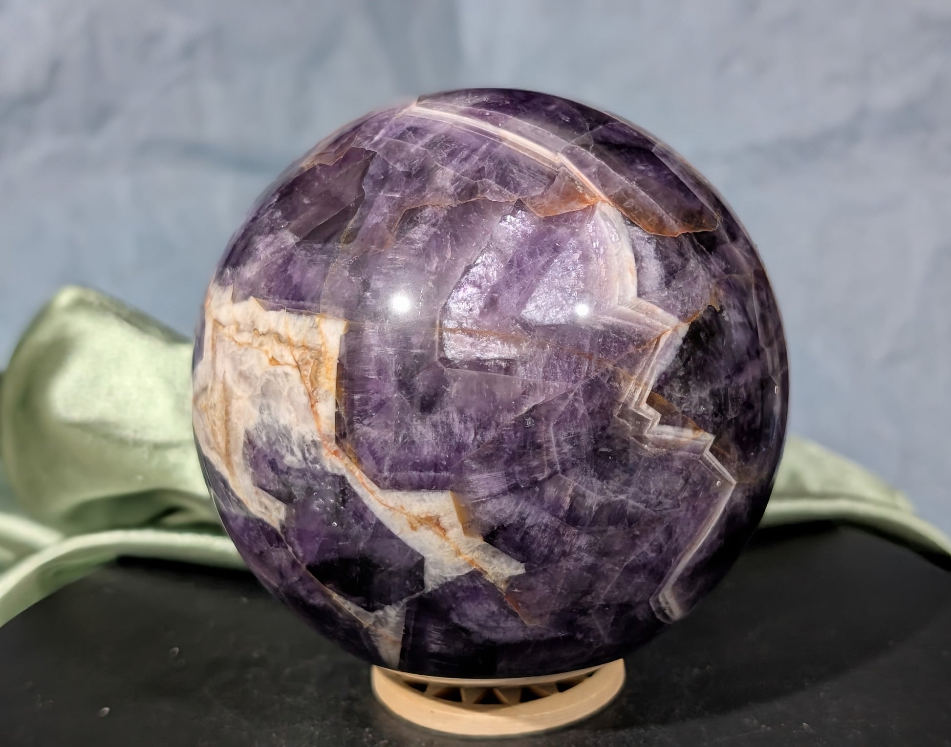 Large Dream Amethyst Sphere 1F