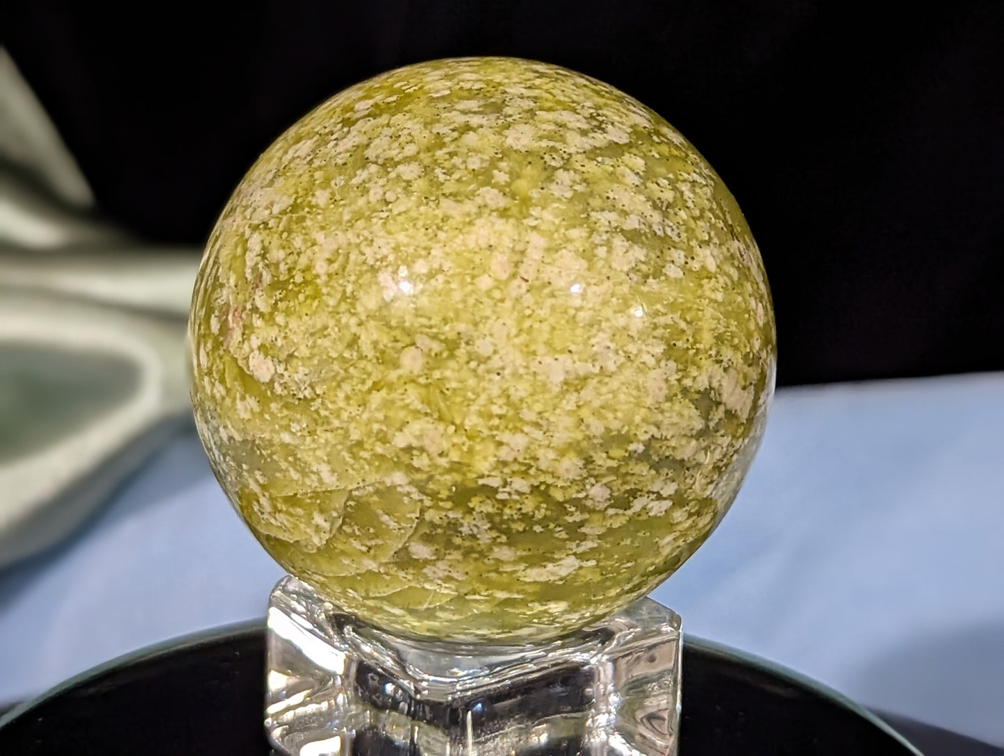 Lizardite Sphere
