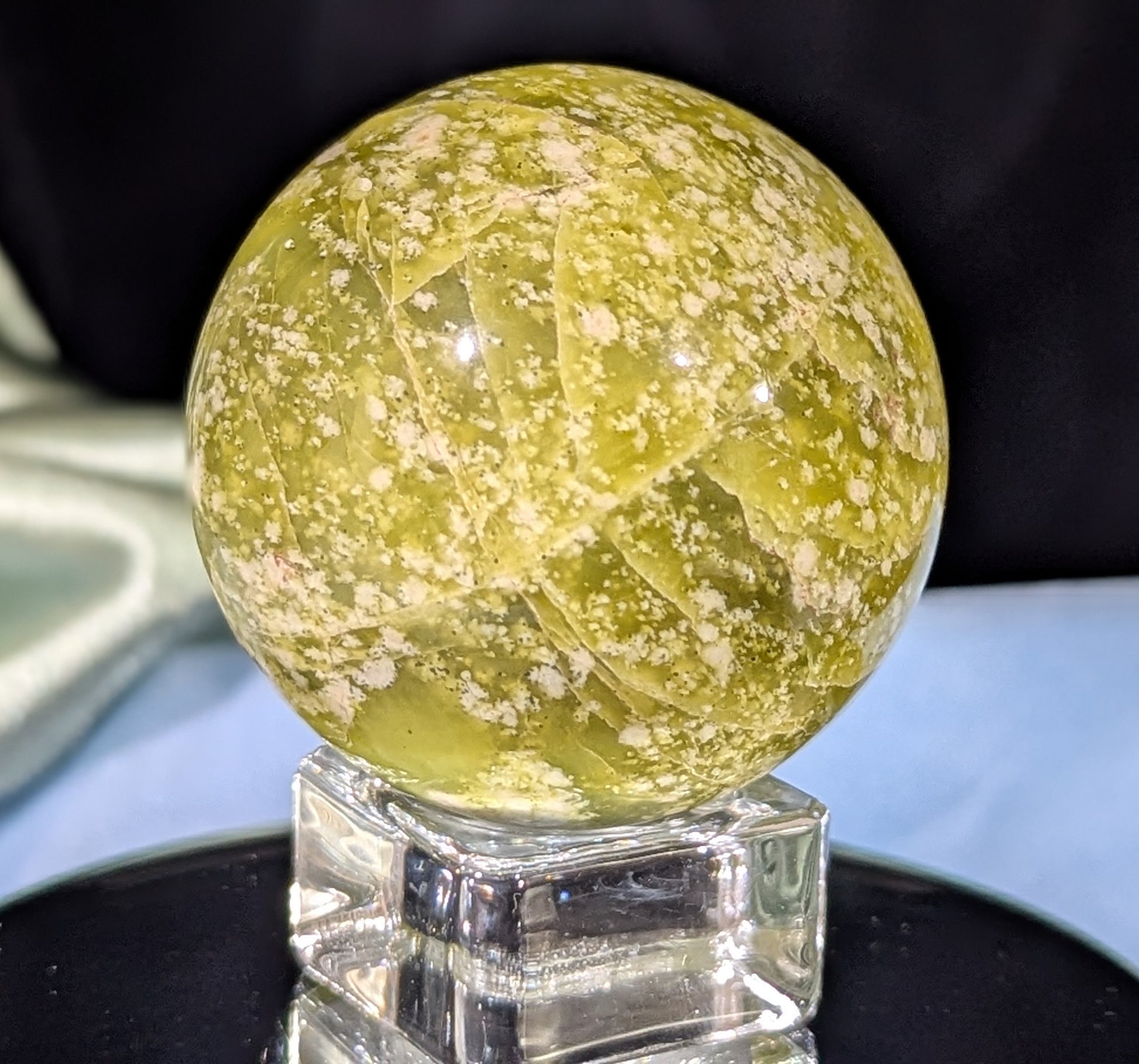 Lizardite Sphere