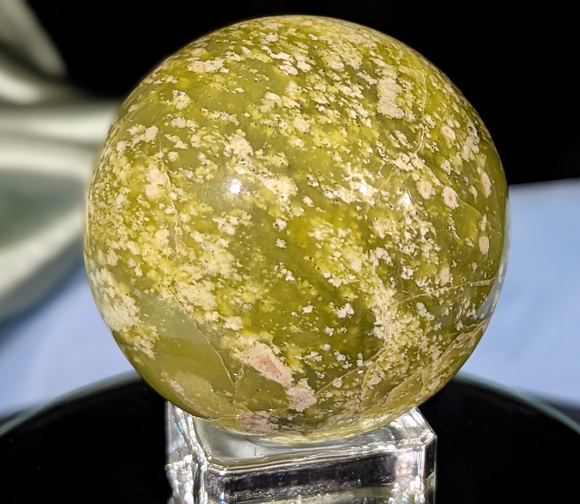 Lizardite Sphere