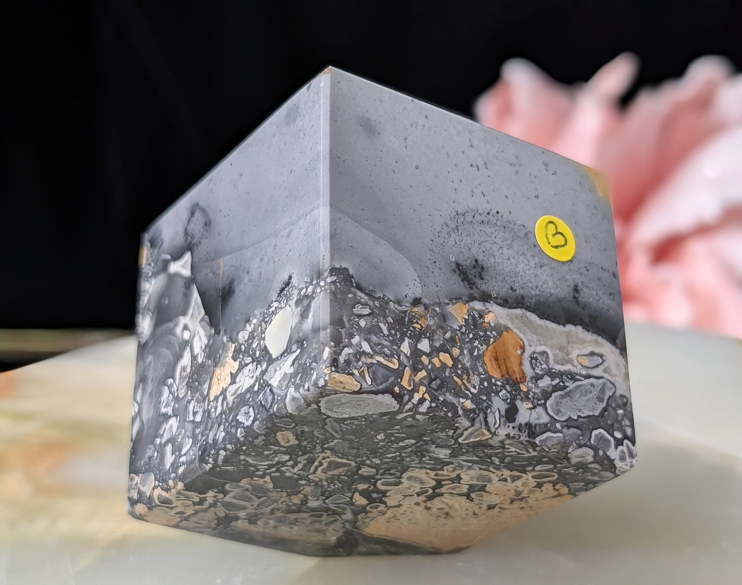 Maligano Jasper Floating Cube