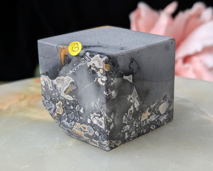 Maligano Jasper Floating Cube