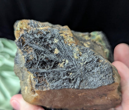 Natural Raw Emerald in Matrix Specimen 1G