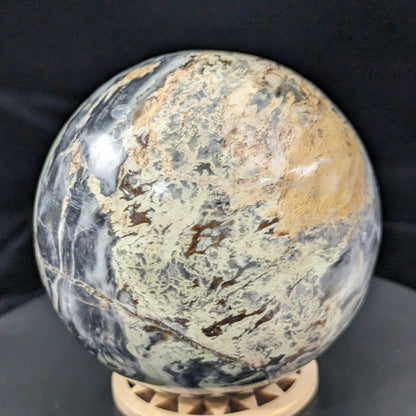 Rare Patterned Serpentine Sphere from Pakistan