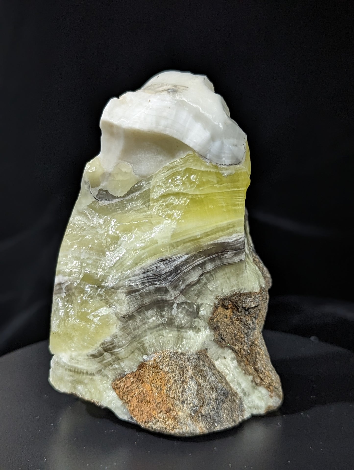 Brucite Freeform from Pakistan