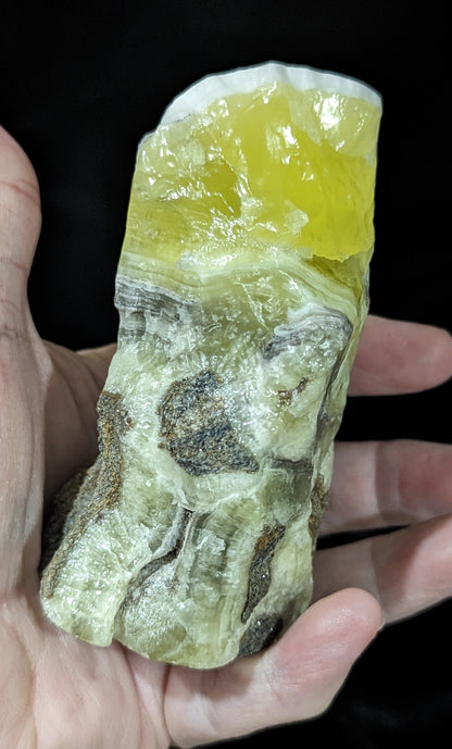 Brucite Freeform from Pakistan