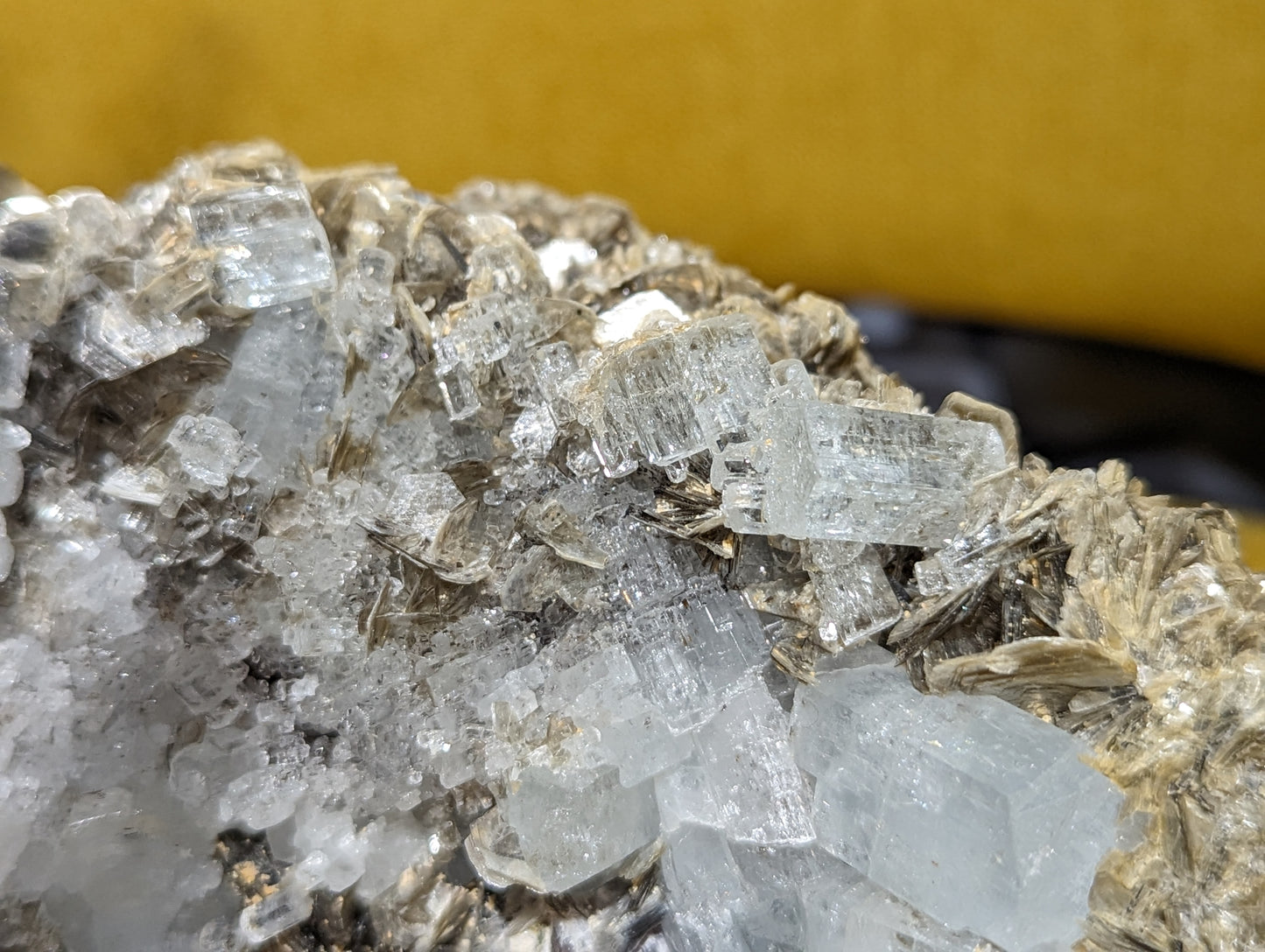 Natural Terminated Aquamarine Specimen with Muscovite In Matrix