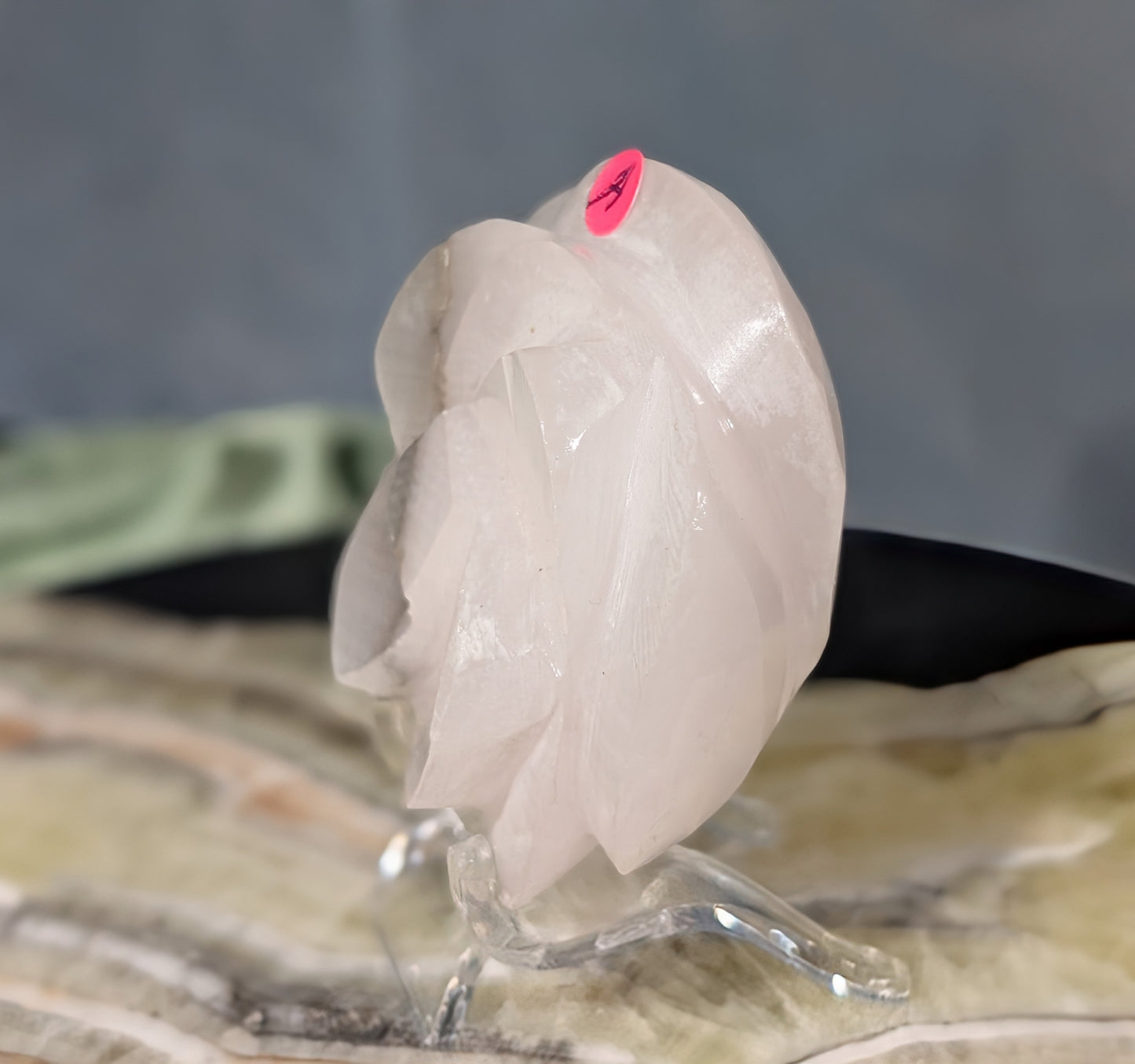 UV Reactive Smoky Pink Mangano Calcite Roses