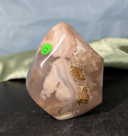 Pink Flower Agate Flame