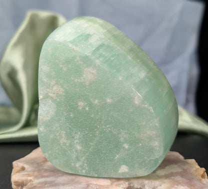 Pistachio Calcite Freeform 1A