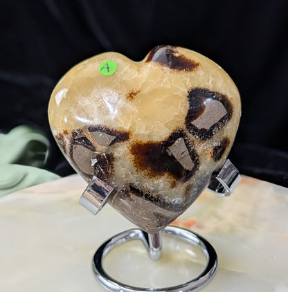 Puffy Septarian Heart