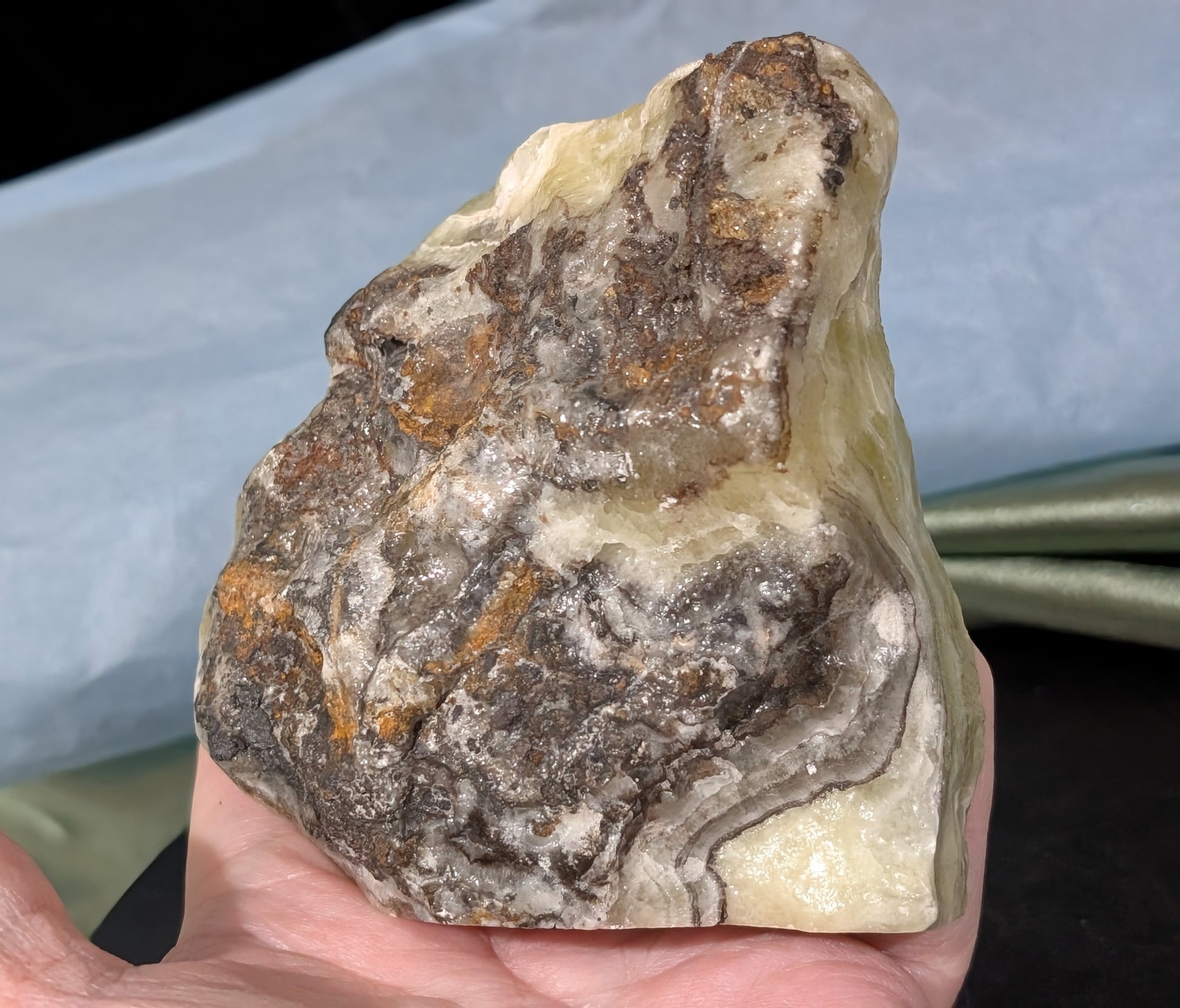 Raw Brucite Freeform 1L