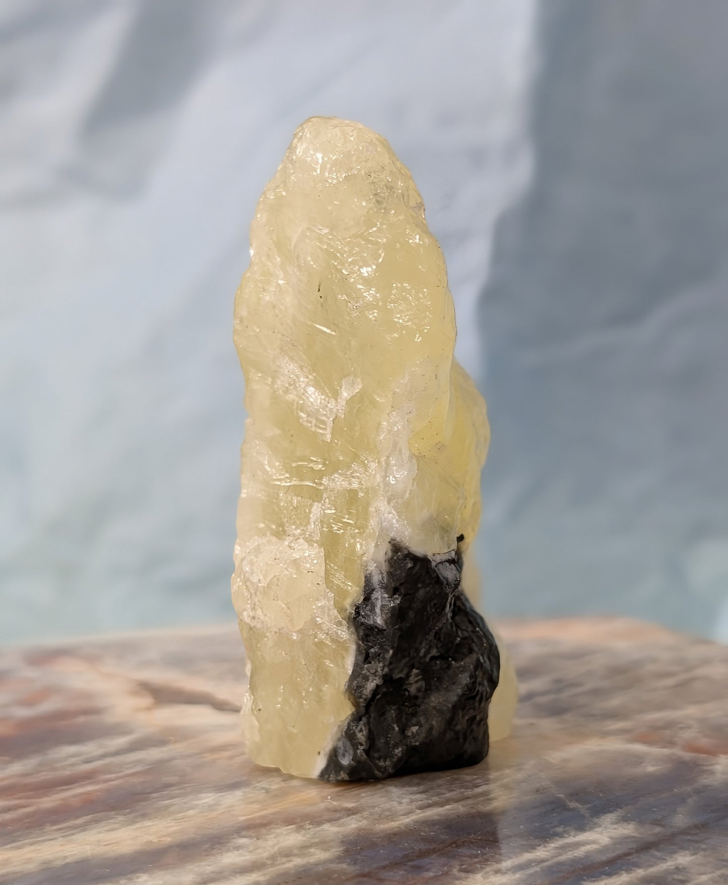 Raw Brucite Freeform