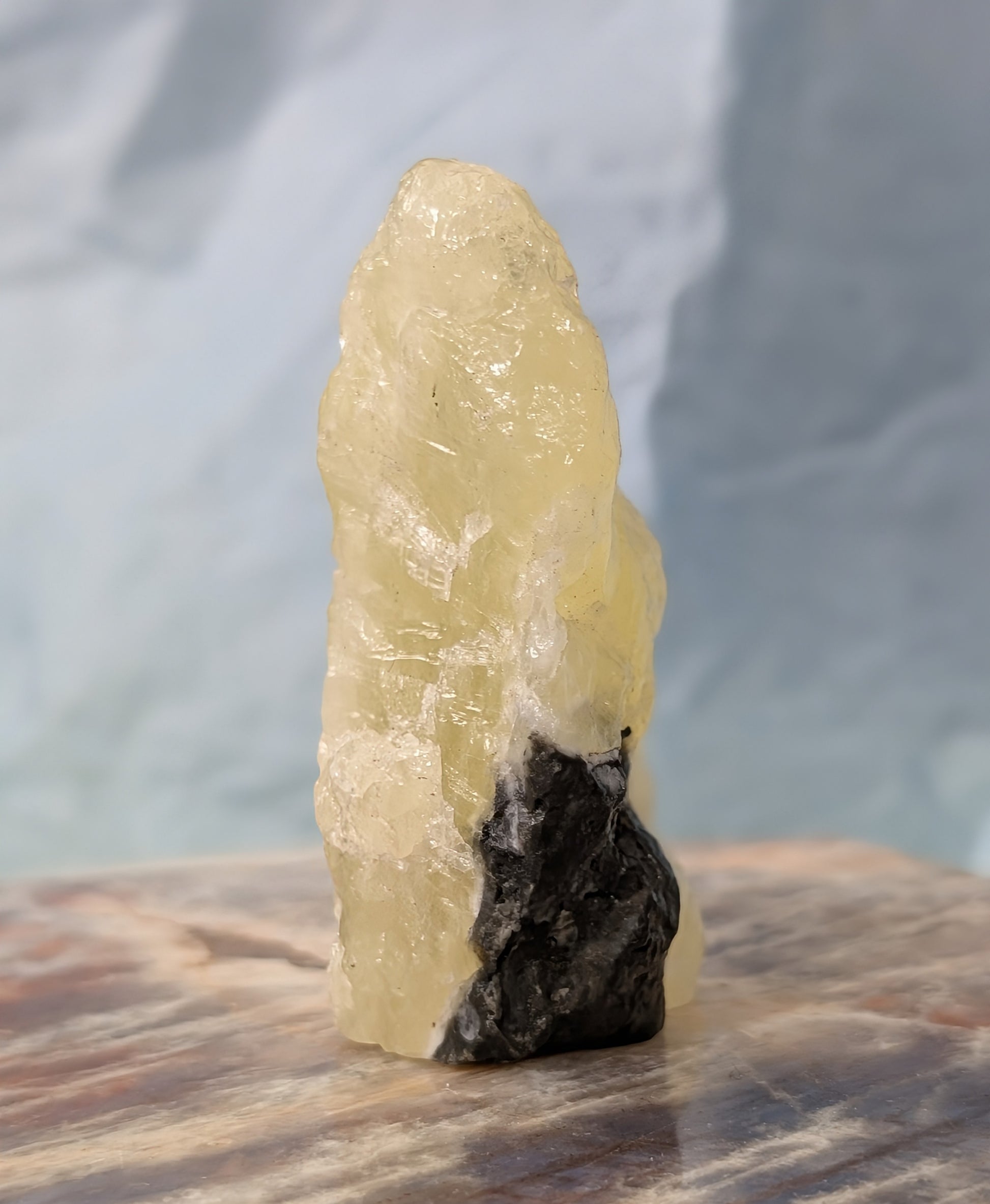 Raw Brucite Freeform