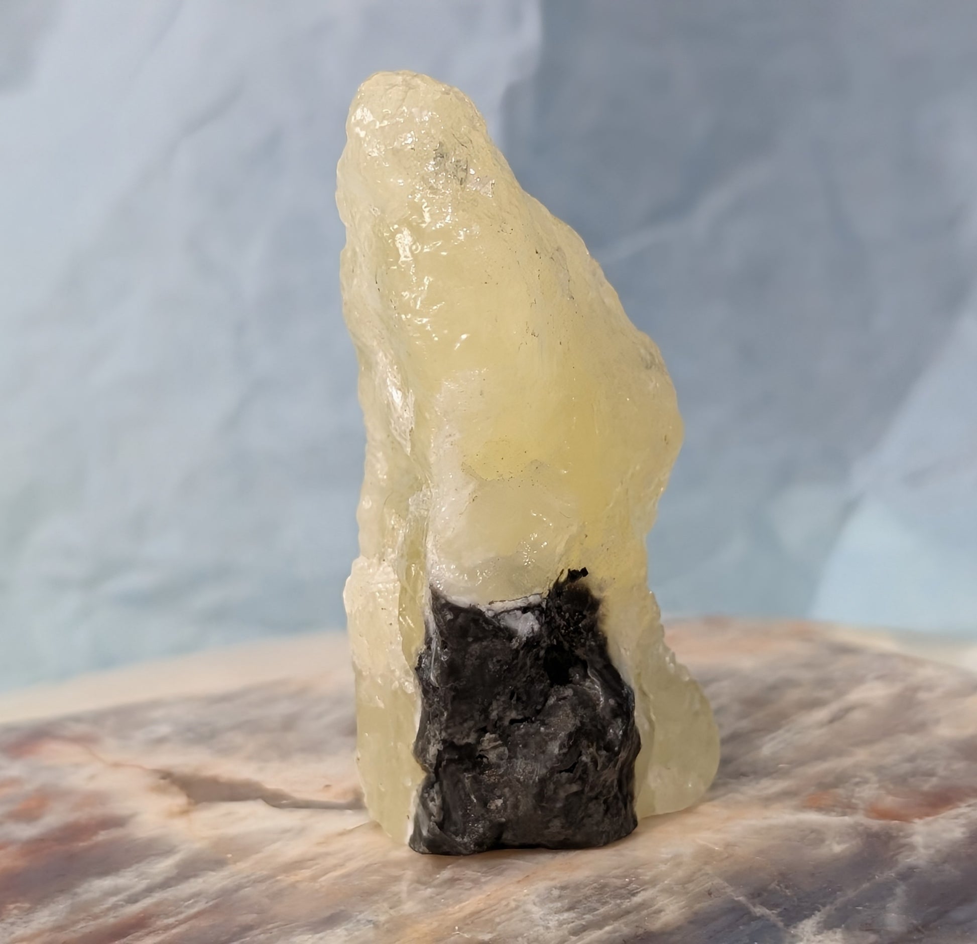 Raw Brucite Freeform