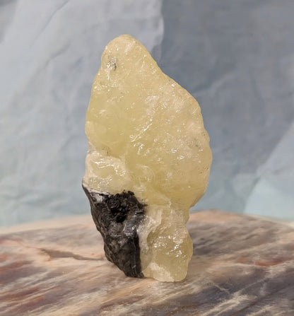 Raw Brucite Freeform