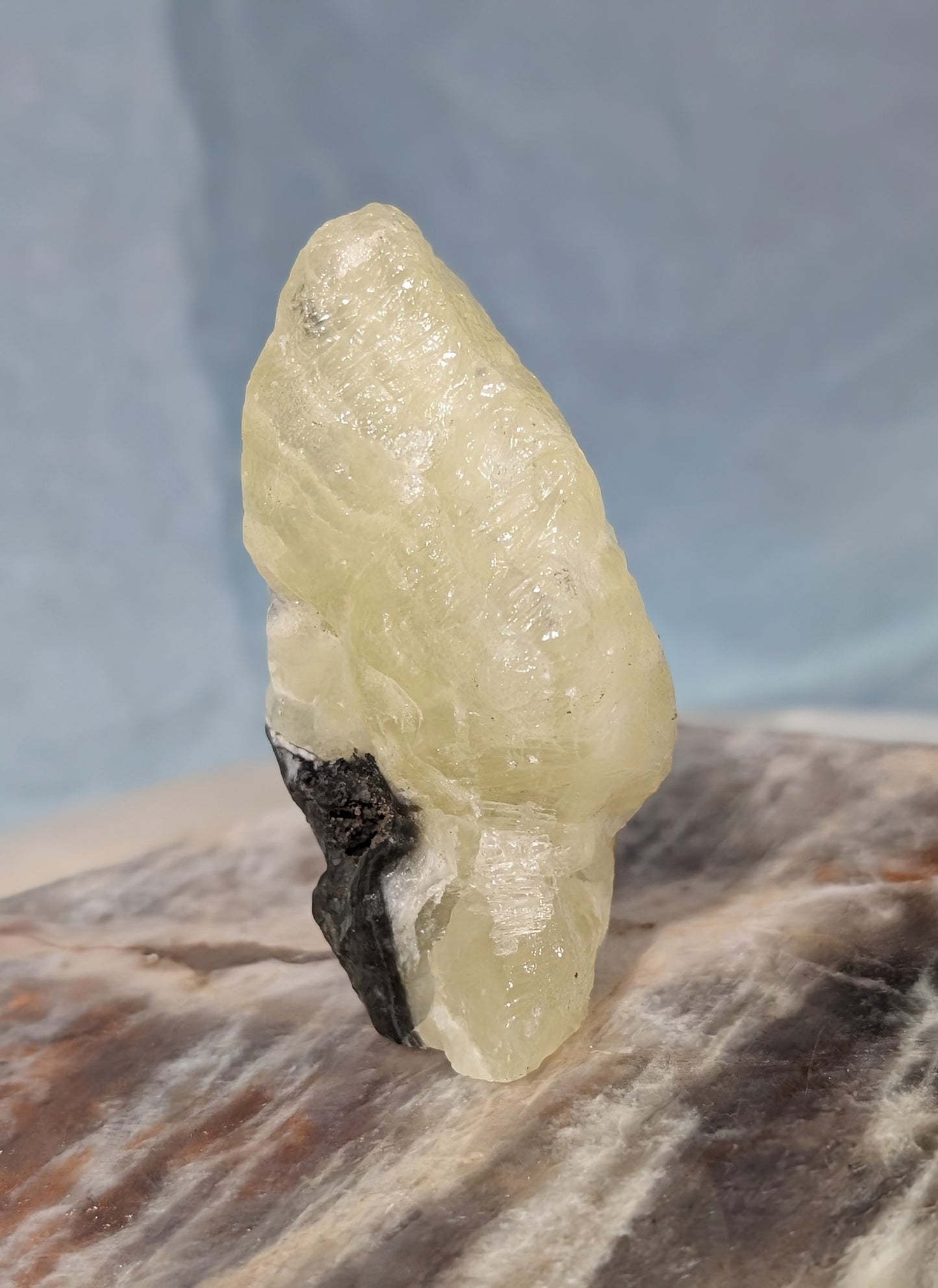 Raw Brucite Freeform