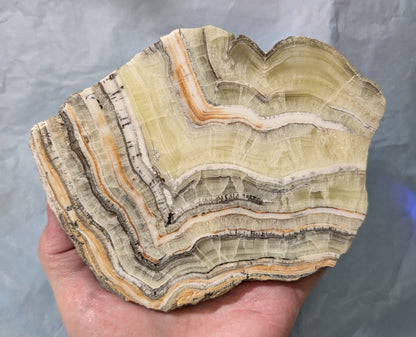 Raw Edged Brucite Slab