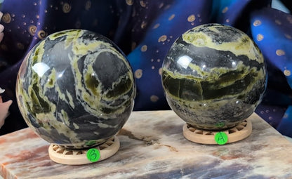 Amazing Green Serpentine Spheres