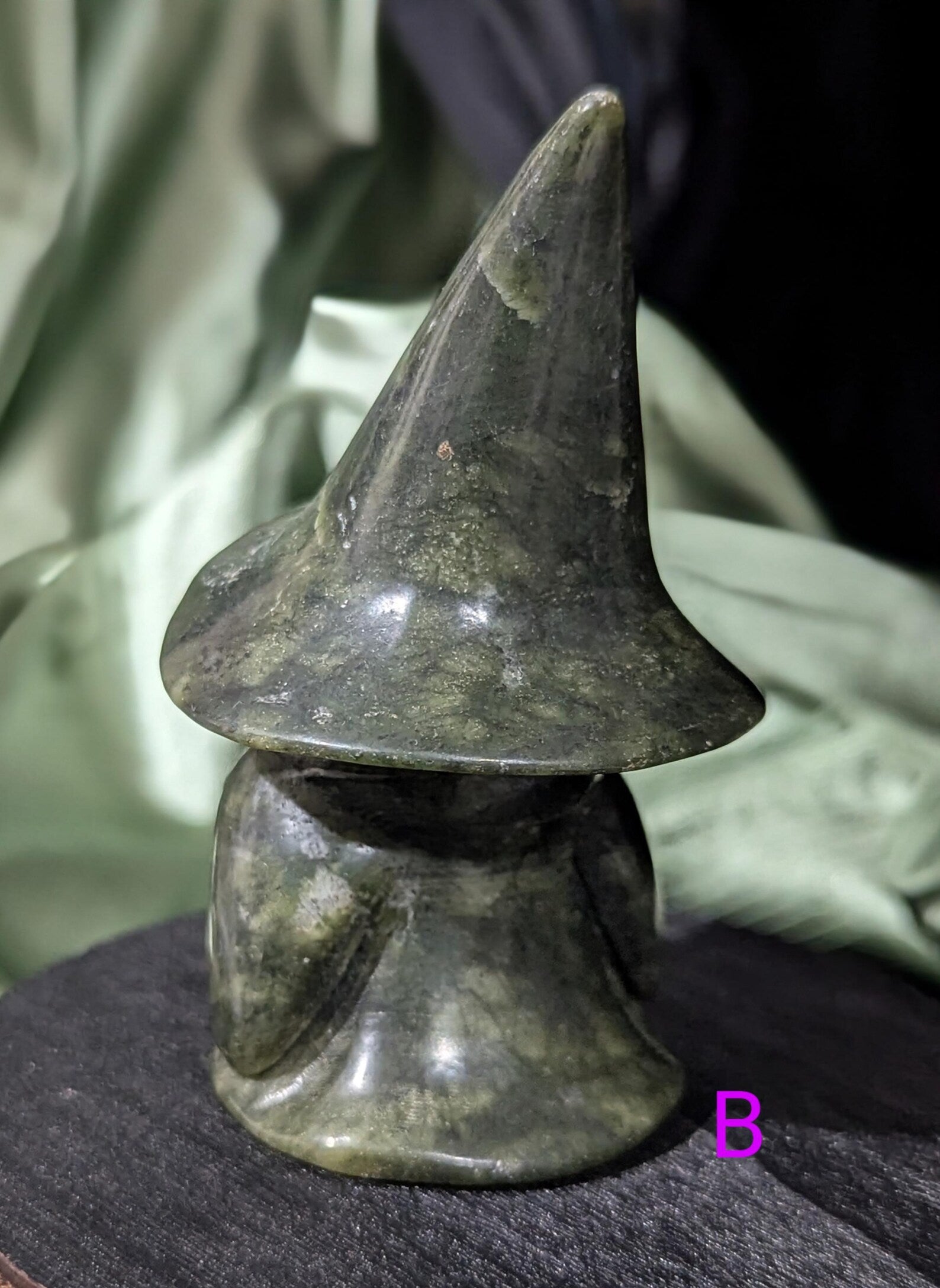 Serpentine Wizard Figurine B3