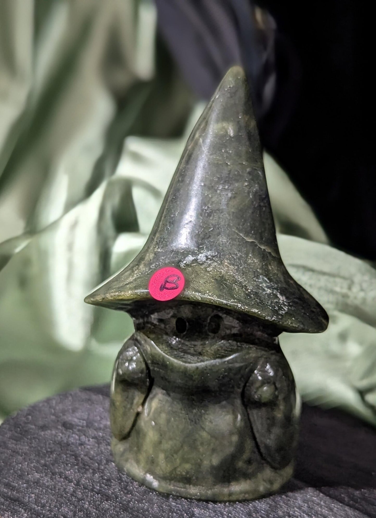 Serpentine Wizard Figurine B4