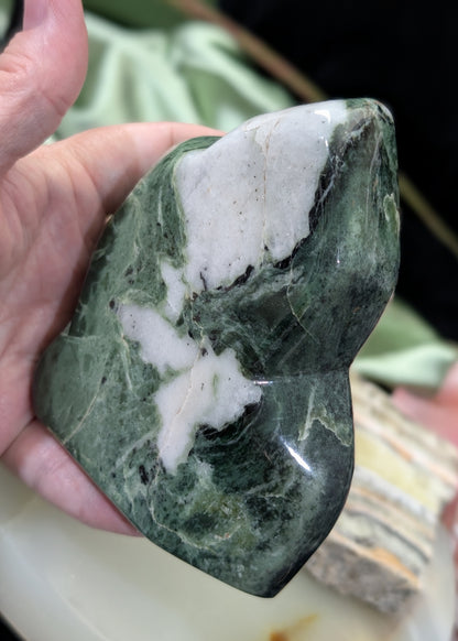 Serpentine and UV Reactive Calcite Freeform